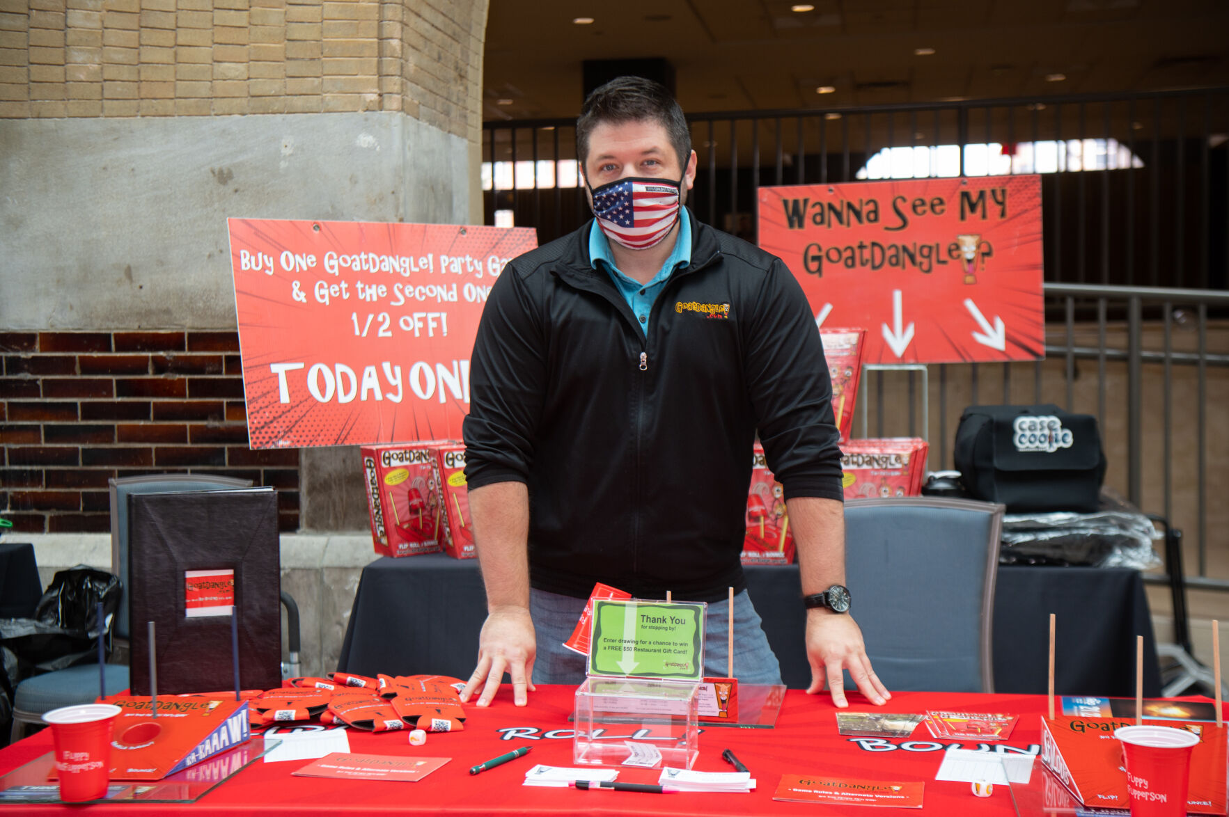 Holiday Pop & Shop at Union Station